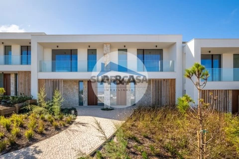 Moradia em Banda T3 em Vau, Óbidos