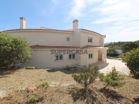 独立式住宅 4 卧室 Triplex 在 Rua do Palácio, Belas, Sintra