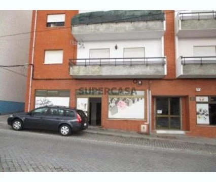 Screenshot 2025-09-16 at 16-37-10 Loja _ comércio para venda em Nelas - Santander Portugal