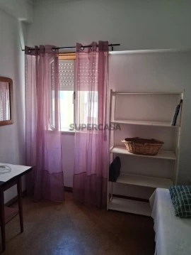 Quarto na Rua Ângela Pinto, Arroios, Lisboa