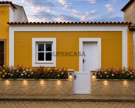 Moradia T3 em Largo Bernardino José Monteiro, Chamusca e Pinheiro Grande, Chamusca