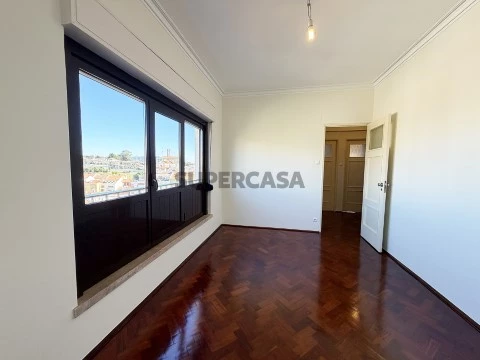 Apartamento T2 em Travessa do Moinho Velho, Ajuda, Lisboa