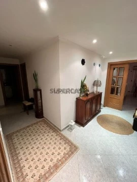 Apartamento T3 em São Sebastião, Setúbal