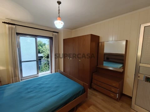 Quartos em Moradia, Rua Principal, Bustos, Troviscal e Mamarrosa, Oliveira do Bairro
