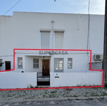 Moradia T2 em Beco José Estevão, Malagueira e Horta das Figueiras, Évora