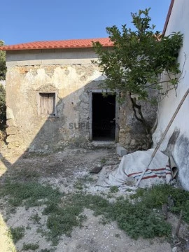 Quintas e casas rústicas T2 em Alburitel, Ourém