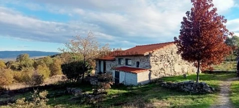 Maisons de campagne 2 Chambres au Carva e Vilares, Murça