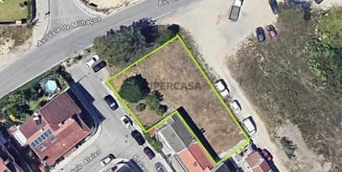 Terreno Urbano na Rua Gago Coutinho, Corroios, Seixal
