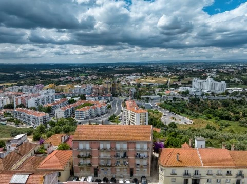 Apartamento T3 na Rua do General Humberto Delgado, Cidade de Santarém, Santarém