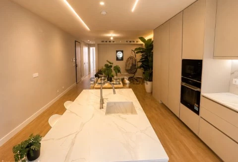 Apartamento T2 em Avenidas Novas, Lisboa