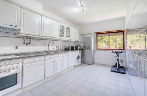Duplex 2 kamers Op Rua da Choupaninha, Rinchoa, Rio de Mouro, Sintra