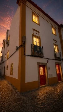 Moradia T7 na Rua da Mouraria, Évora (São Mamede, Sé, São Pedro e Santo Antão), Évora