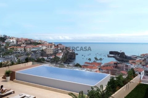 Prédio em Câmara de Lobos, Câmara de Lobos