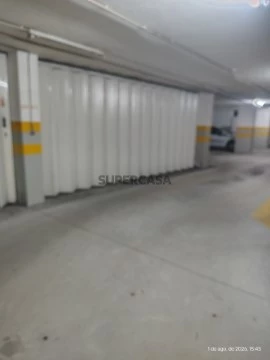 Garage Op Cidade da Maia, Maia