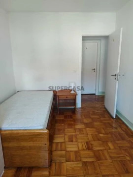 Quarto na Avenida General Humberto Delgado, Castelo Branco, Castelo Branco