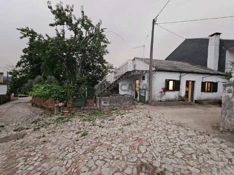 House 2 kamers Op Fiolhoso, Murça