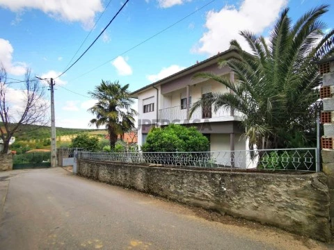 House 4 kamers Op Água Revês e Crasto, Valpaços