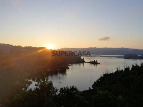 Moradia T2 em Serra, Tomar
