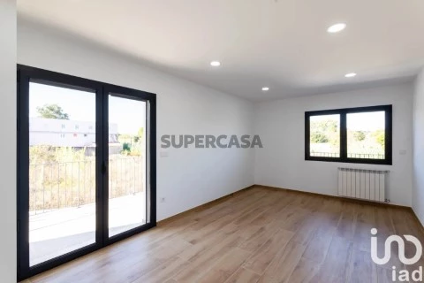 Quintas e casas rústicas T4 em Arcos e Mogofores, Anadia