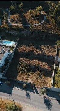 Terreno Urbanizável em Rua com Moradias independentes, Oliveira, São Paio e São Sebastião, Guimarães