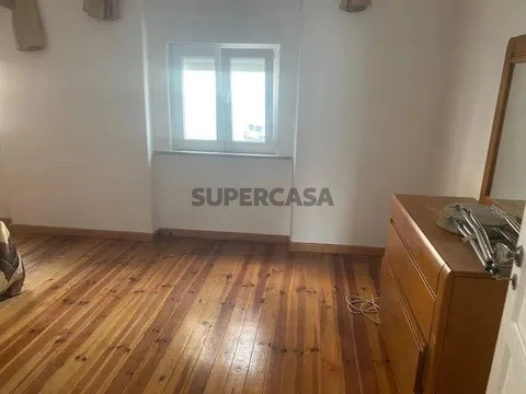 Piso 1 habitación en Rua 10 de Junho, Ota, Ota, Alenquer