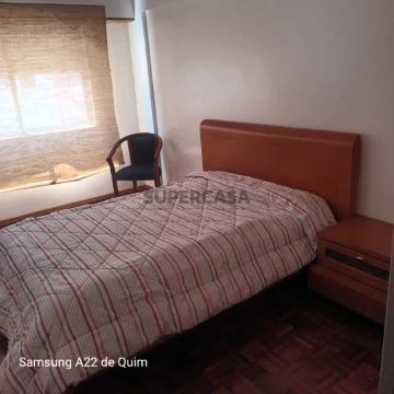 Quarto em Cacém e São Marcos, Sintra
