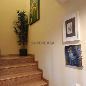Duplex T4 na Rua da Barranha, Senhora da Hora, Matosinhos