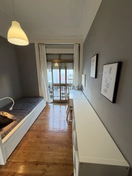 Room auf Rua Carlos Mardel, Areeiro, Lisboa
