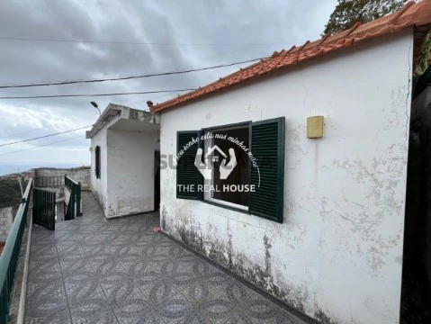 Moradia T2 em Estrada do Laranjal, Santo António, Funchal
