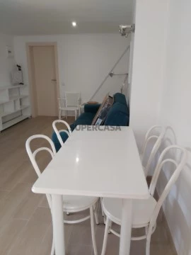 Kamer Op Carcavelos e Parede, Cascais