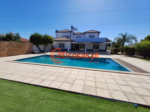 house in quarteira4