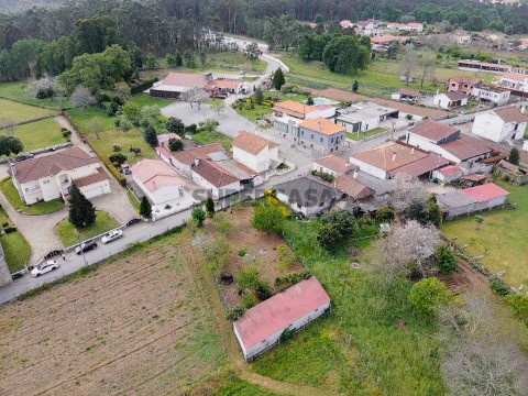 Terreno em São Pedro da Torre, Valença