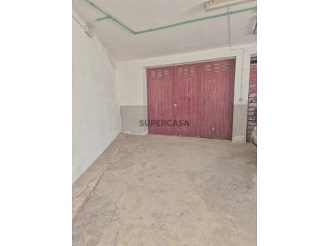 Parkeerplaats Op Avenida Doutor Tito Fontes, Valença, Cristelo Covo e Arão