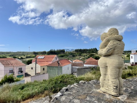 Terreno em Largo do Farrobo, São Bartolomeu dos Galegos e Moledo