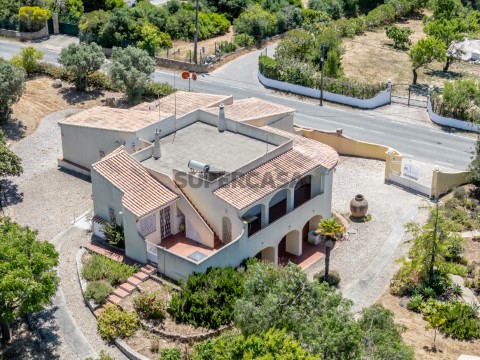 Moradia T4
