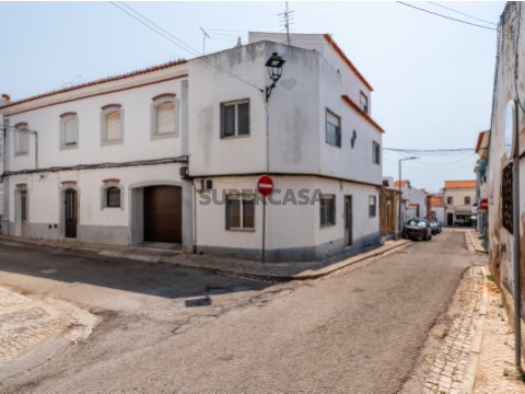 Lateral