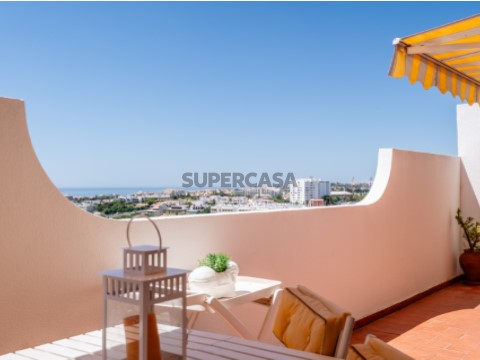 T1 em Albufeira com garagem e piscina (7)