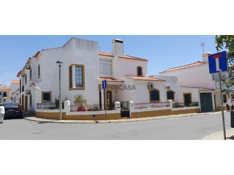 Huis 5 kamers Duplex Op Rua Almada Negreiros, Vila Nova de Milfontes