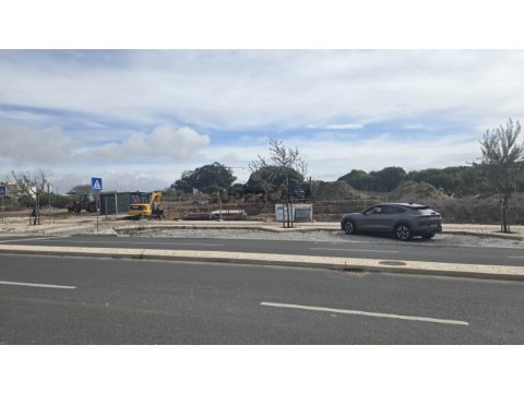 Moradia T4 de Luxo Em Construção - Sines