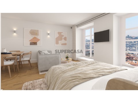 Apartamento T1 na Rua do Pilar, Santa Marinha