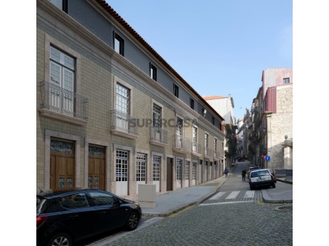 Apartamento T1+1 na Rua de Cimo de Vila, Cedofeita, Santo Ildefonso, Sé, Miragaia, São Nicolau e Vitória