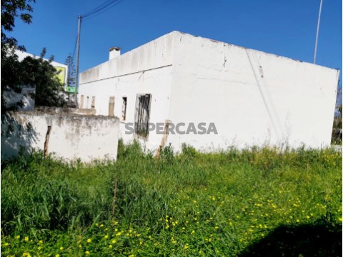 Casa Térrea T6 em Faro (Sé e São Pedro), Faro