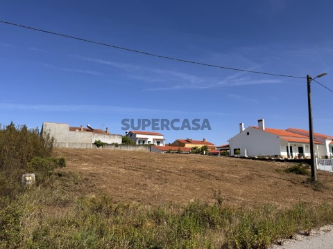 Lote de terreno urbano com 1000m2 para construção