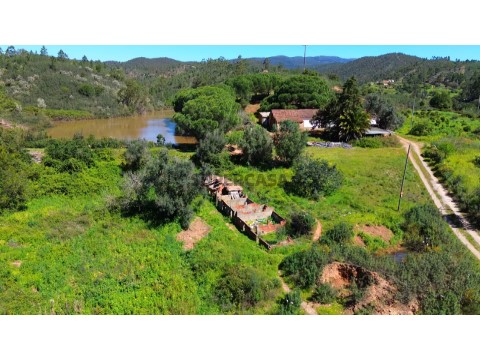 Quinta Rural T4 em Marmelete, Monchique