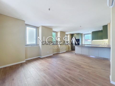 Apartamento T2 em Massamá e Monte Abraão, Sintra