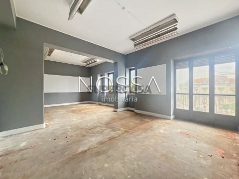 Büro auf Arroios, Lisboa