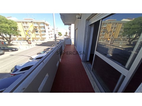 Apartamento T2 na Rua Professor Egas Moniz, Vila Real de Santo António