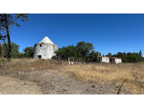 Monte Alentejano em Salvador e Santa Maria da Feira, Beja