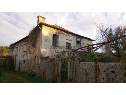 Maison 4 Chambres au Ganfei, Valença
