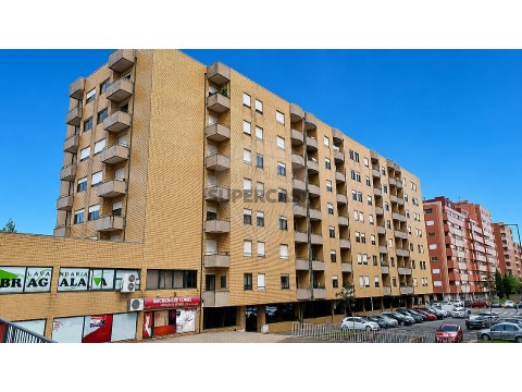 Apartamento T4 em São Víctor, Braga
